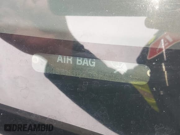 ✅ 2009 Mitsubishi Galant ES • VIN: 4A3AB36F39E025578 • Lot: 43704507. Listed on IAAI with 152,281 mi. Free auction sales archive from the USA and detailed vehicle history report at DreamBid. Image 9.