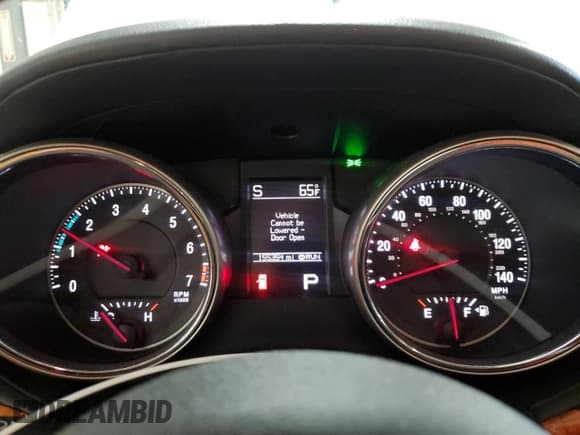 ✅ 2012 Jeep Grand Cherokee Overland • VIN: 1C4RJFCG7CC324310 • Lot: 84262345. Listed on Copart with 155,354 mi. Free auction sales archive from the USA and detailed vehicle history report at DreamBid. Image 9.