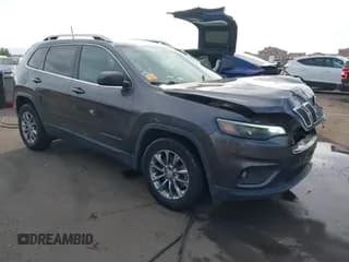 ✅ 2019 Jeep Cherokee Latitude Plus • VIN: 1C4PJLLB5KD312384 • Lot: 43639585. Wystawiony na IAAI z przebiegiem 107 649 mil. Bezpłatny archiwum sprzedaży aukcyjnych z USA i szczegółowy raport historii pojazdu na DreamBid. Zdjęcie 1.