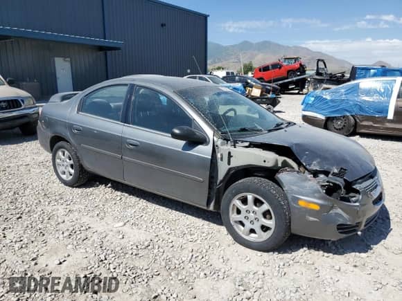 2005 Dodge Neon SXT z VIN 1B3ES56C95D201704, wystawiony jako Copart lot #59340935 z przebiegiem 119 066 mil mil oraz Szkoda całkowita • Salvage title. Historia ofert i sprzedaży dostępna na DreamBid. Obrazek 4.