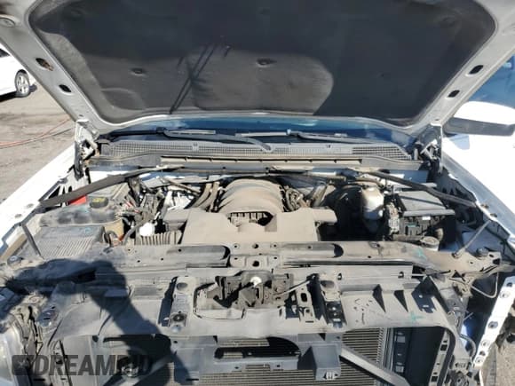 ✅ 2015 GMC Sierra 1500 SLE • VIN: 3GTP1UEC8FG134930 • Лот: 85673605. Опубликован ранее на Copart с пробегом 165 929 миль. Бесплатный доступ к архиву аукционных продаж из США и подробный отчёт об истории автомобиля на DreamBid. Изображение 11.