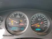 ✅ 2009 Chevrolet Suburban 2LT • VIN: 1GNFC26089R288936 • Lot: 85271585. Wystawiony na Copart z przebiegiem 283 722 mil. Bezpłatny archiwum sprzedaży aukcyjnych z USA i szczegółowy raport historii pojazdu na DreamBid. Zdjęcie 9.