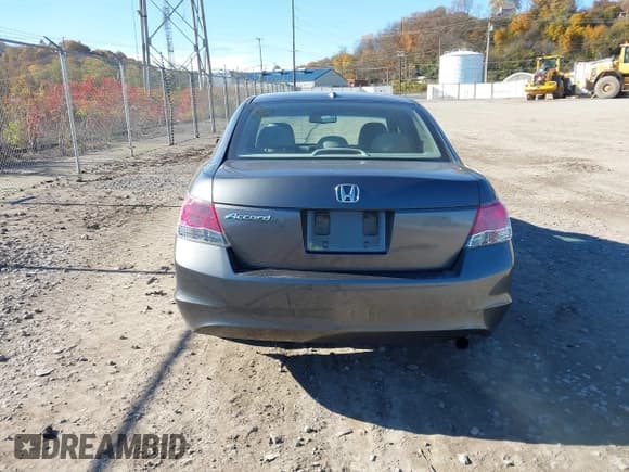 ✅ 2009 Honda Accord EX-L • VIN: 1HGCP26849A060583 • Lot: 43619073. Wystawiony na IAAI z przebiegiem 152 752 mil. Bezpłatny archiwum sprzedaży aukcyjnych z USA i szczegółowy raport historii pojazdu na DreamBid. Zdjęcie 16.