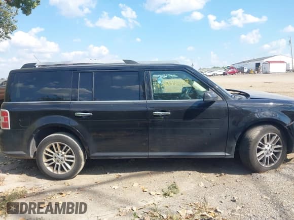 ✅ 2019 Ford Flex SEL • VIN: 2FMGK5C88KBA04804 • Lot: 43233783. Wystawiony na IAAI z przebiegiem 168 117 mil. Bezpłatny archiwum sprzedaży aukcyjnych z USA i szczegółowy raport historii pojazdu na DreamBid. Zdjęcie 13.