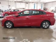 ✅ 2019 Hyundai Ioniq Blue • VIN: KMHC65LC7KU180230 • Lot: 42995835. Wystawiony na IAAI z przebiegiem 159 325 mil. Bezpłatny archiwum sprzedaży aukcyjnych z USA i szczegółowy raport historii pojazdu na DreamBid. Zdjęcie 15.