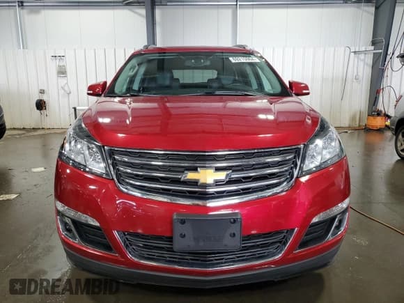 ✅ 2014 Chevrolet Traverse LT • VIN: 1GNKVHKD5EJ261870 • Lot: 69215964. Wystawiony na Copart z przebiegiem 108 941 mil. Bezpłatny archiwum sprzedaży aukcyjnych z USA i szczegółowy raport historii pojazdu na DreamBid. Zdjęcie 5.