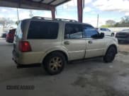 ✅ 2006 Lincoln Navigator Luxury • VIN: 5LMFU28536LJ20112 • Лот: 76204664. Опубликован ранее на Copart с пробегом Не указан. Бесплатный доступ к архиву аукционных продаж из США и подробный отчёт об истории автомобиля на DreamBid. Изображение 3.