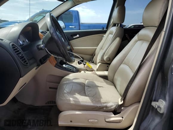 ✅ 2006 Saturn VUE • VIN: 5GZCZ53486S844622 • Lot: 49427535. Wystawiony na Copart z przebiegiem 289 433 mil. Bezpłatny archiwum sprzedaży aukcyjnych z USA i szczegółowy raport historii pojazdu na DreamBid. Zdjęcie 7.