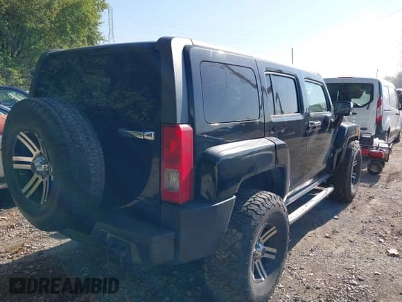 ✅ 2009 Hummer H3 Luxury • VIN: 5GTEN13E798141983 • Лот: 43334137. Опубликован ранее на IAAI с пробегом 162 239 миль. Бесплатный доступ к архиву аукционных продаж из США и подробный отчёт об истории автомобиля на DreamBid. Изображение 4.