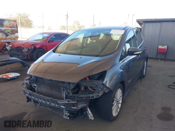 ✅ 2016 Ford C-Max SEL • VIN: 1FADP5CU4GL100660 • Lot: 43176455. Wystawiony na IAAI z przebiegiem 110 439 mil. Bezpłatny archiwum sprzedaży aukcyjnych z USA i szczegółowy raport historii pojazdu na DreamBid. Zdjęcie 2.