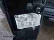 2006 Chevrolet Silverado 1500 LS z VIN 1GCEK19V76Z205081, wystawiony jako Copart lot #81746094 z przebiegiem 112 969 mil mil oraz Czysty tytuł • Clean title. Historia ofert i sprzedaży dostępna na DreamBid. Obrazek 12.