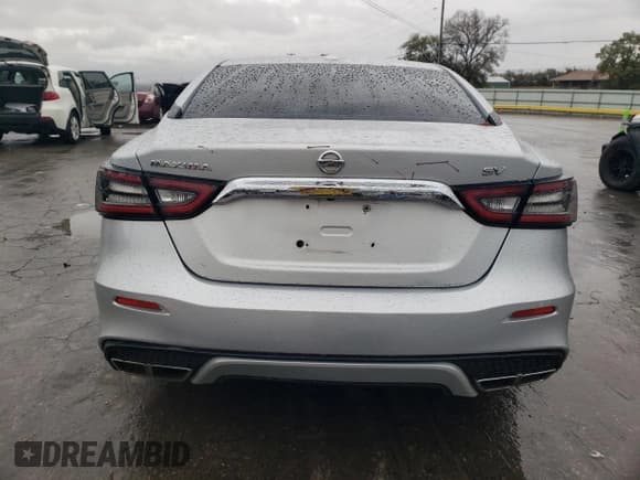 ✅ 2019 Nissan Maxima SV • VIN: 1N4AA6AV1KC361209 • Lot: 90455025. Listed on Copart with 115,945 mi. Free auction sales archive from the USA and detailed vehicle history report at DreamBid. Image 6.