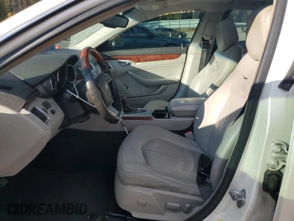 ✅ 2011 Cadillac CTS Luxury • VIN: 1G6DE5EY6B0116274 • Lot: 90988445. Listed on Copart with 198,320 mi. Free auction sales archive from the USA and detailed vehicle history report at DreamBid. Image 7.