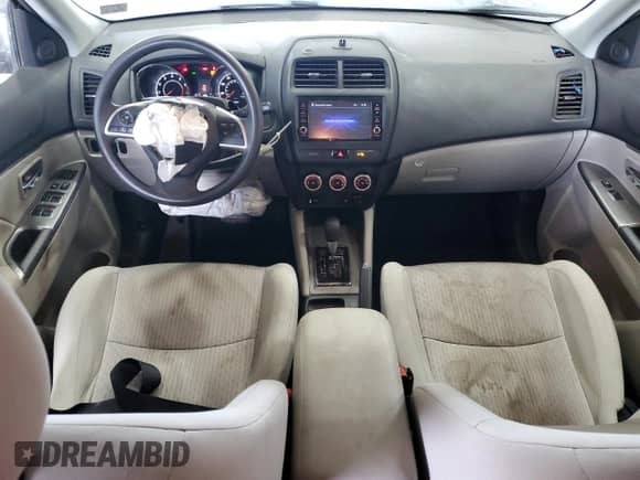 2019 Mitsubishi Outlander ES with VIN JA4AP3AU5KU007633, listed as a Copart auction lot 84192755 with 100,495 mi miles and Salvage title. Bid and sale history available at DreamBid. Image 8.