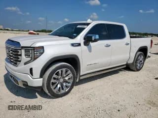 ✅ 2024 GMC Sierra 1500 Denali • VIN: 3GTUUGE81RG364921 • Лот: 82058005. Опубликован ранее на Copart с пробегом 16 516 миль. Бесплатный доступ к архиву аукционных продаж из США и подробный отчёт об истории автомобиля на DreamBid. Изображение 1.