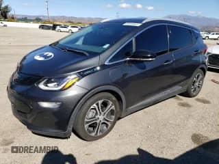 2017 Chevrolet Bolt EV Premier с VIN 1G1FX6S09H4191145, выставлен на аукционе Copart как лот 86533635 с пробегом 93 179 миль миль и Списание • Salvage title. История ставок и продаж доступна на DreamBid. Изображение 1.