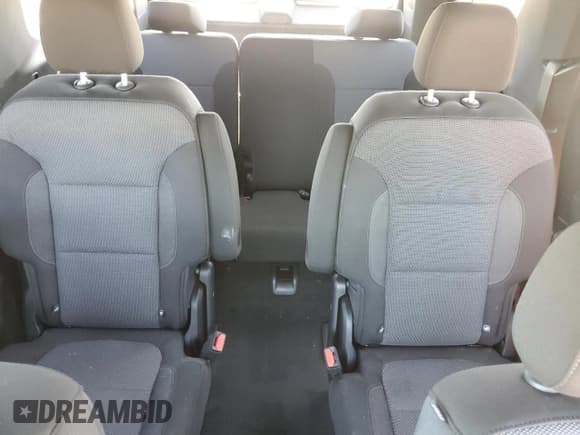 ✅ 2023 Chevrolet Traverse LT Cloth • VIN: 1GNEVGKWXPJ290728 • Lot: 70272255. Wystawiony na Copart z przebiegiem 27 531 mil. Bezpłatny archiwum sprzedaży aukcyjnych z USA i szczegółowy raport historii pojazdu na DreamBid. Zdjęcie 10.