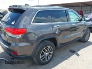 ✅ 2017 Jeep Grand Cherokee Limited • VIN: 1C4RJEBG7HC827757 • Lot: 42987039. Wystawiony na IAAI z przebiegiem 166 788 mil. Bezpłatny archiwum sprzedaży aukcyjnych z USA i szczegółowy raport historii pojazdu na DreamBid. Zdjęcie 4.