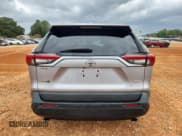 ✅ 2020 Toyota RAV4 XLE • VIN: 2T3W1RFV3LC059737 • Lot: 87410255. Wystawiony na Copart z przebiegiem 154 139 mil. Bezpłatny archiwum sprzedaży aukcyjnych z USA i szczegółowy raport historii pojazdu na DreamBid. Zdjęcie 6.