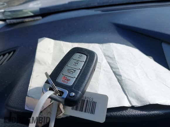 ✅ 2014 Hyundai Azera Limited • VIN: KMHFH4JG8EA410855 • Lot: 43187258. Listed on IAAI with 184,228 mi. Free auction sales archive from the USA and detailed vehicle history report at DreamBid. Image 11.