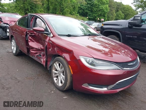 ✅ 2016 Chrysler 200 Limited • VIN: 1C3CCCAB7GN178964 • Lot: 42378749. Wystawiony na IAAI z przebiegiem 91 630 mil. Bezpłatny archiwum sprzedaży aukcyjnych z USA i szczegółowy raport historii pojazdu na DreamBid. Zdjęcie 1.
