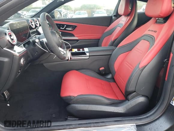 ✅ 2024 Mercedes-Benz CLE 53 AMG • VIN: W1KMJ6CB0RF025432 • Lot: 86487184. Wystawiony na Copart z przebiegiem 28 mil. Bezpłatny archiwum sprzedaży aukcyjnych z USA i szczegółowy raport historii pojazdu na DreamBid. Zdjęcie 7.