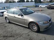 ✅ 2009 BMW 3 Series 328i • VIN: WBAPH53559A435872 • Lot: 91357385. Wystawiony na Copart z przebiegiem 126 482 mil. Bezpłatny archiwum sprzedaży aukcyjnych z USA i szczegółowy raport historii pojazdu na DreamBid. Zdjęcie 4.