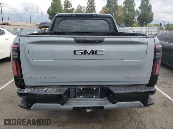 ✅ 2024 GMC Sierra 1500 • VIN: 1GT401ELXRU400860 • Lot: 80924785. Listed on Copart with 12,787 mi. Free auction sales archive from the USA and detailed vehicle history report at DreamBid. Image 6.