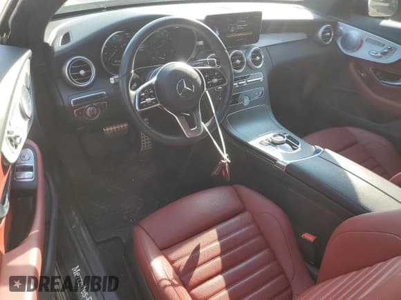 ✅ 2021 Mercedes-Benz C 300 • VIN: W1KWJ8EB4MG094323 • Лот: 71461314. Опубликован ранее на Copart с пробегом 45 782 миль. Бесплатный доступ к архиву аукционных продаж из США и подробный отчёт об истории автомобиля на DreamBid. Изображение 8.