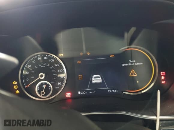 ✅ 2025 Genesis G70 2.5T • VIN: KMTG34SC5SU149408 • Lot: 91248935. Wystawiony na Copart z przebiegiem 29 473 mil. Bezpłatny archiwum sprzedaży aukcyjnych z USA i szczegółowy raport historii pojazdu na DreamBid. Zdjęcie 9.