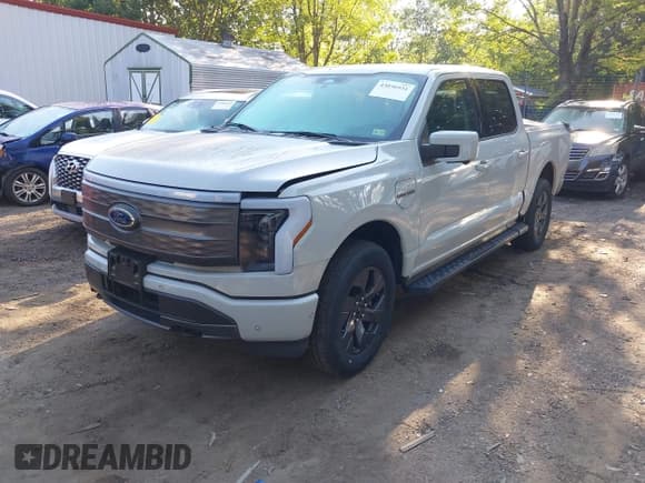 ✅ 2023 Ford F-150 Lightning Pro • VIN: 1FT6W1EV3PWG54808 • Lot: 43036931. Listed on IAAI with 42,398 mi. Free auction sales archive from the USA and detailed vehicle history report at DreamBid. Image 20.