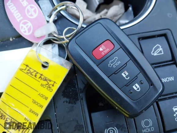 ✅ 2023 Toyota Highlander XSE • VIN: 5TDKDRBH9PS043795 • Lot: 43762218. Listed on IAAI with 40,059 mi. Free auction sales archive from the USA and detailed vehicle history report at DreamBid. Image 11.