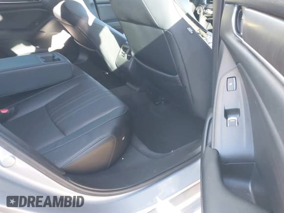 ✅ 2018 Honda Accord Touring • VIN: 1HGCV2F94JA012133 • Лот: 43728312. Опубликован ранее на IAAI с пробегом 39 583 миль. Бесплатный доступ к архиву аукционных продаж из США и подробный отчёт об истории автомобиля на DreamBid. Изображение 8.