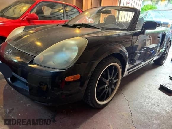 ✅ 2002 Toyota MR2 • VIN: JTDFR320420052698 • Lot: 85382475. Listed on Copart with 150,278 mi. Free auction sales archive from the USA and detailed vehicle history report at DreamBid. Image 2.