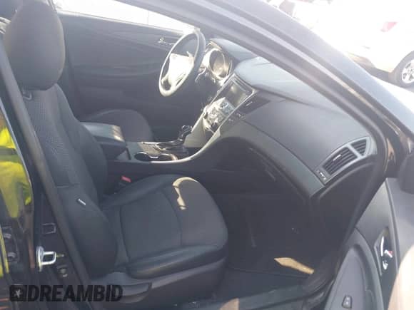 2011 Hyundai Sonata SE с VIN 5NPEC4AB8BH206824, выставлен на аукционе IAAI как лот 42933895 с пробегом 152 012 миль миль и . История ставок и продаж доступна на DreamBid. Изображение 5.