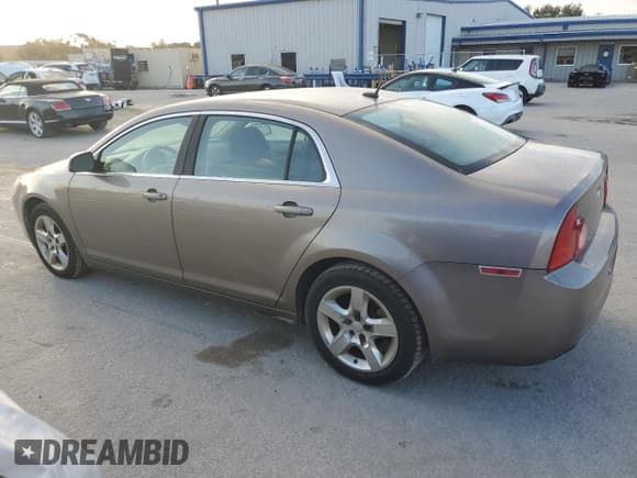 ✅ 2011 Chevrolet Malibu 1LS • VIN: 1G1ZB5E15BF225958 • Lot: 78505194. Listed on Copart with 94,440 mi. Free auction sales archive from the USA and detailed vehicle history report at DreamBid. Image 2.