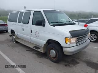 ✅ 1995 Ford Econoline Cargo • VIN: 1FBHE31H3SHC14984 • Lot: 42684391. Wystawiony na IAAI z przebiegiem Nie podano. Bezpłatny archiwum sprzedaży aukcyjnych z USA i szczegółowy raport historii pojazdu na DreamBid. Zdjęcie 1.