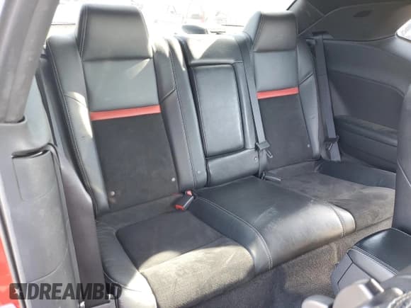 ✅ 2010 Dodge Challenger SRT-8 • VIN: 2B3CJ7DW3AH142519 • Lot: 41775425. Wystawiony na Copart z przebiegiem 84 871 mil. Bezpłatny archiwum sprzedaży aukcyjnych z USA i szczegółowy raport historii pojazdu na DreamBid. Zdjęcie 10.