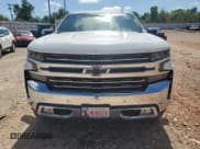 ✅ 2020 Chevrolet Silverado 1500 LTZ • VIN: 3GCUYGED2LG123331 • Lot: 70589135. Wystawiony na Copart z przebiegiem 35 046 mil. Bezpłatny archiwum sprzedaży aukcyjnych z USA i szczegółowy raport historii pojazdu na DreamBid. Zdjęcie 5.