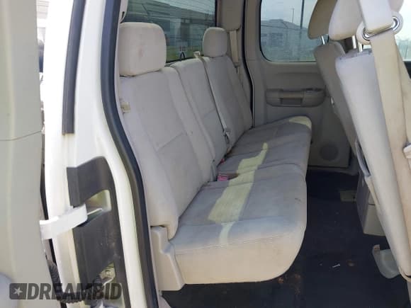 ✅ 2008 Chevrolet Silverado 1500 1LT • VIN: 1GCEC19J48Z227908 • Lot: 43246065. Listed on IAAI with 208,058 mi. Free auction sales archive from the USA and detailed vehicle history report at DreamBid. Image 8.