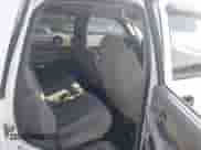 2001 Chevrolet Tahoe LT z VIN 1GNEK13T41J124223, wystawiony jako IAAI lot #42606239 z przebiegiem Nie podano mil oraz . Historia ofert i sprzedaży dostępna na DreamBid. Obrazek 8.