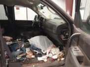 ✅ 2008 Chevrolet Silverado 2500HD Work Truck • VIN: 1GCHK29K58E189109 • Lot: 43594576. Wystawiony na IAAI z przebiegiem 131 646 mil. Bezpłatny archiwum sprzedaży aukcyjnych z USA i szczegółowy raport historii pojazdu na DreamBid. Zdjęcie 5.