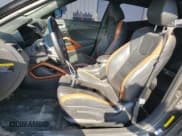 ✅ 2016 Hyundai Veloster Turbo • VIN: KMHTC6AE8GU272053 • Lot: 78258034. Wystawiony na Copart z przebiegiem 92 370 mil. Bezpłatny archiwum sprzedaży aukcyjnych z USA i szczegółowy raport historii pojazdu na DreamBid. Zdjęcie 7.