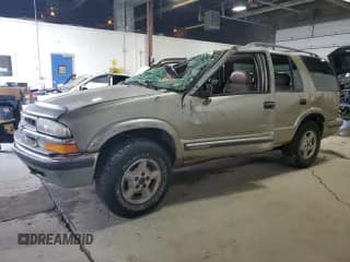 ✅ 1999 Chevrolet Blazer LT • VIN: 1GNDT13W2X2183549 • Lot: 66167245. Wystawiony na Copart z przebiegiem Nie podano. Bezpłatny archiwum sprzedaży aukcyjnych z USA i szczegółowy raport historii pojazdu na DreamBid. Zdjęcie 1.