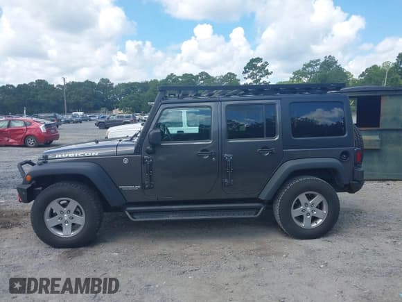 ✅ 2017 Jeep Wrangler Unlimited Rubicon Recon • VIN: 1C4BJWFG3HL733652 • Lot: 42767905. Listed on IAAI with 46,025 mi. Free auction sales archive from the USA and detailed vehicle history report at DreamBid. Image 14.