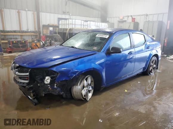 ✅ 2013 Dodge Avenger SE • VIN: 1C3CDZABXDN645600 • Lot: 88946015. Wystawiony na Copart z przebiegiem 85 853 mil. Bezpłatny archiwum sprzedaży aukcyjnych z USA i szczegółowy raport historii pojazdu na DreamBid. Zdjęcie 1.