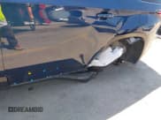 ✅ 2022 Chevrolet Traverse LT Cloth • VIN: 1GNERGKW1NJ104429 • Lot: 43174772. Wystawiony na IAAI z przebiegiem 66 873 mil. Bezpłatny archiwum sprzedaży aukcyjnych z USA i szczegółowy raport historii pojazdu na DreamBid. Zdjęcie 19.