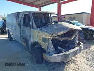 ✅ 2019 Chevrolet Express Cargo • VIN: 1GCWGBFP3K1171862 • Лот: 42027673. Опубликован ранее на IAAI с пробегом Не указан. Бесплатный доступ к архиву аукционных продаж из США и подробный отчёт об истории автомобиля на DreamBid. Изображение 1.