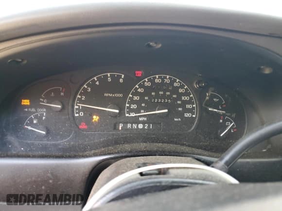 ✅ 2001 Ford Ranger XL Fleet • VIN: 1FTZR15U01PA08705 • Lot: 68978515. Listed on Copart with 223,225 mi. Free auction sales archive from the USA and detailed vehicle history report at DreamBid. Image 9.