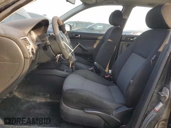 ✅ 2008 Volkswagen Jetta • VIN: 3VWTK69MX8M663324 • Лот: 71845655. Опубликован ранее на Copart с пробегом 193 719 миль. Бесплатный доступ к архиву аукционных продаж из США и подробный отчёт об истории автомобиля на DreamBid. Изображение 7.